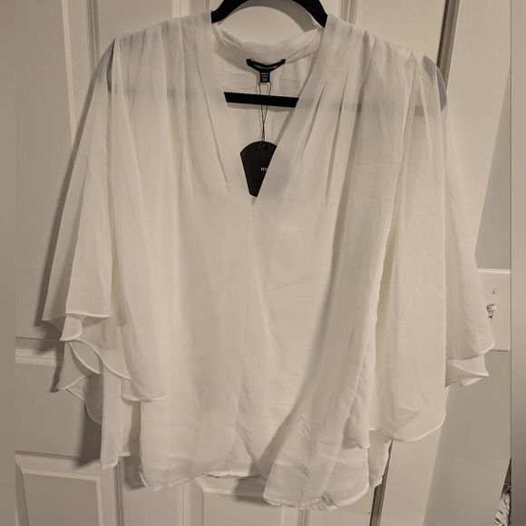 Mittoshop White Flutter Sleeve Asymmetrical Blouse - Picture 1 of 3